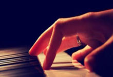 [高尔夫]卡塔尔大师赛皮特森与汤普森领先 李昊桐丁文一T12.